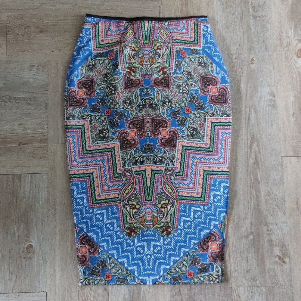 Bisou Bisou below the knee pencil skirt, small